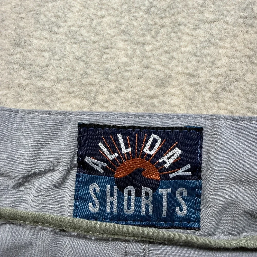 Faherty Mens All Day Shorts Gray Flat Front Quick Dry Stretch Casual Hybrid 34